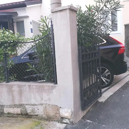 Secret Garden With Private Parking Space * Opatija